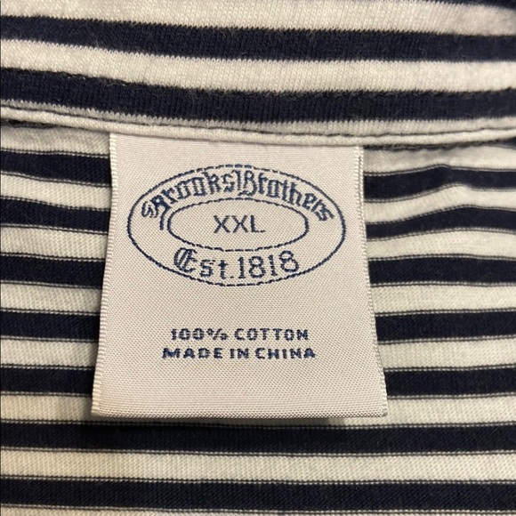Brooks Brothers Classic Blue and White Polo Shirt
BIN #2 - Picture 4 of 9